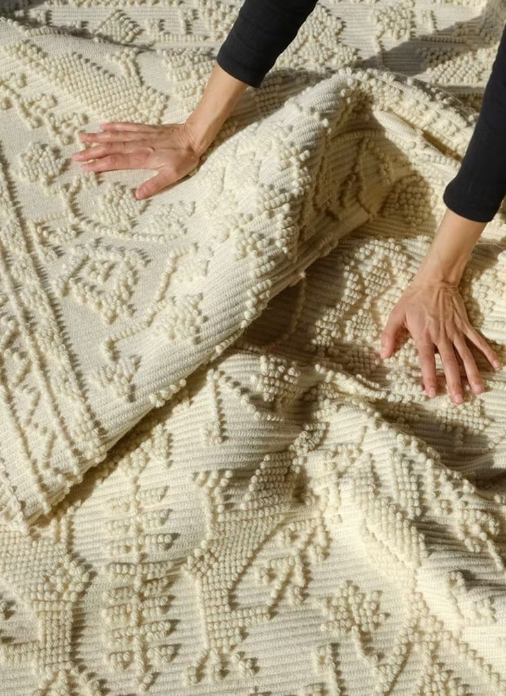 Pretziada Allusion Carpet