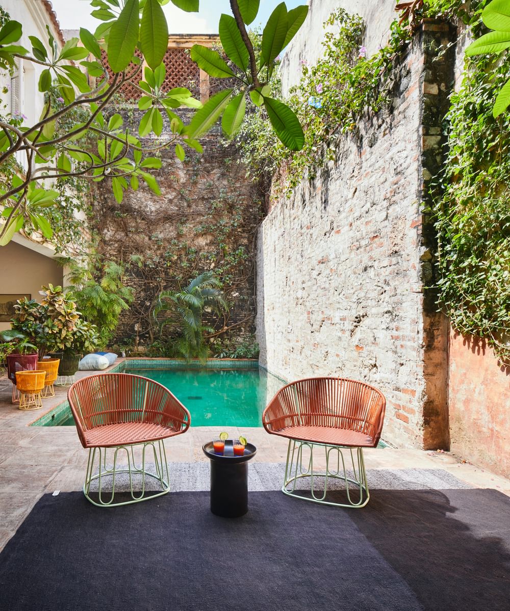 Ames furniture design circo lounge chair insitu outdoor haute living