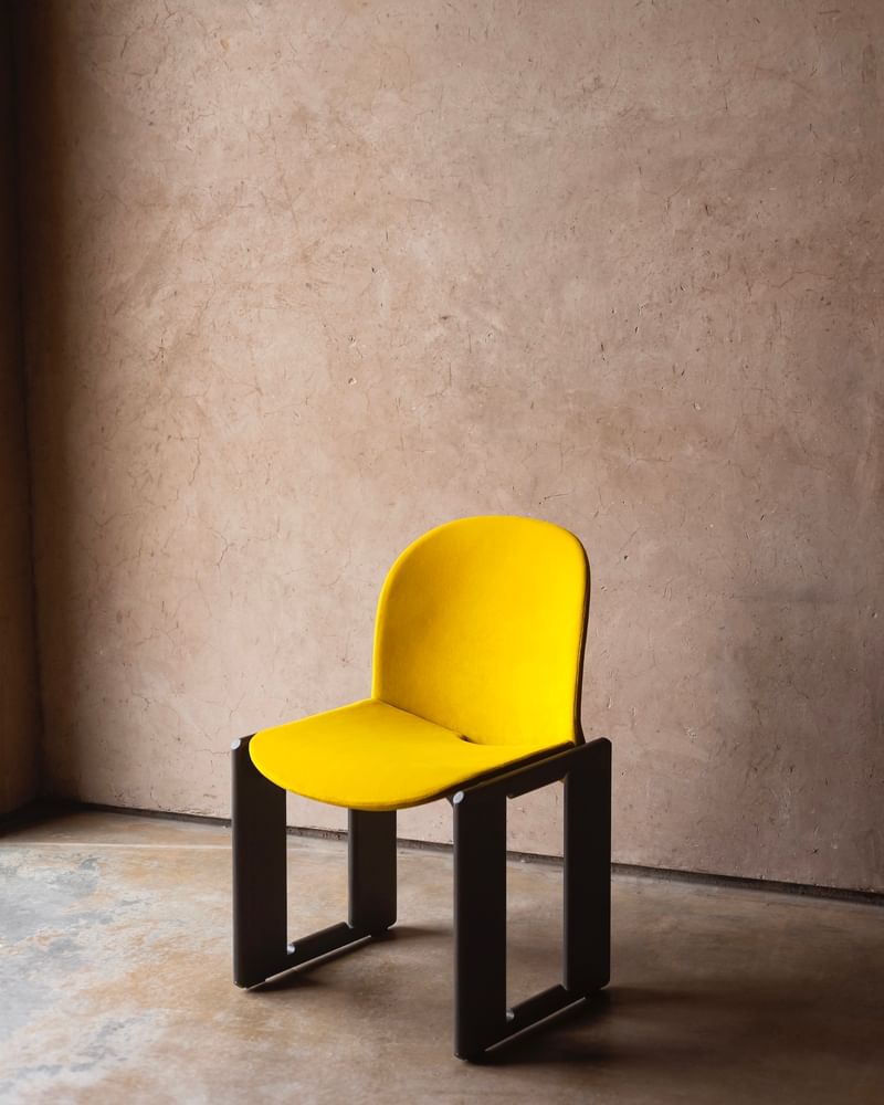 Tacchini dialogo armless dining chair