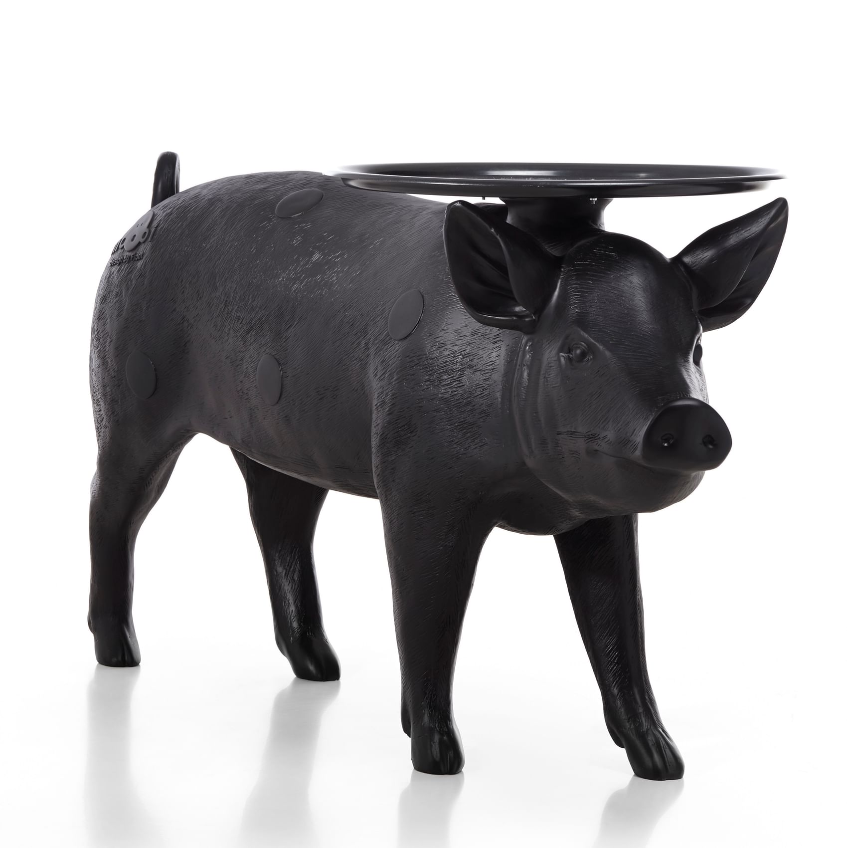 Moooi pig table haute living 190731 155116